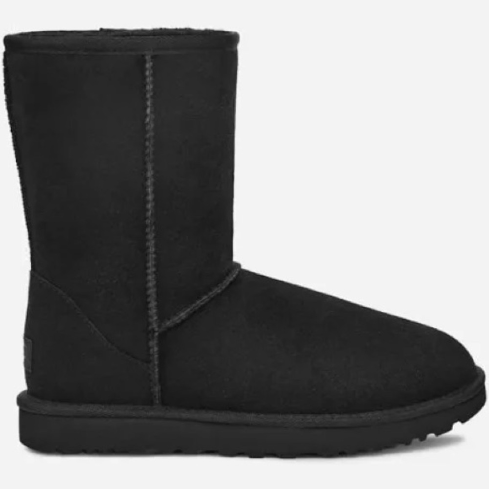 🛑 SOLD Classic Short ll UGG - Black Suede Boots - Picture 3 of 10